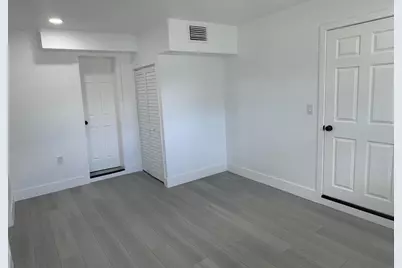 2148 Catalina Drive N, Clearwater, FL 33763 - Photo 14