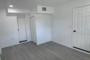 2148 Catalina Dr N, Clearwater, FL 33763 - Photo 14