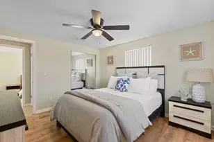 12381 Ridge Rd, Seminole, FL 33778 - Photo 16