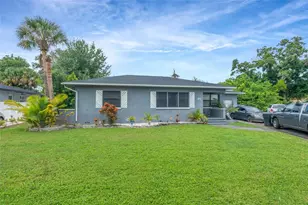 2701 17th St S, Saint Petersburg, FL 33712 - Photo 12