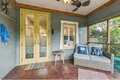 2121 Dartmouth Avenue N, Saint Petersburg, FL 33713 - Photo 4