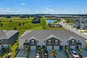 34230 Redwood Dawn Ln, Wesley Chapel, FL 33543 - Photo 2