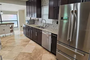 3204 Countryside St, Brandon, FL 33511 - Photo 6