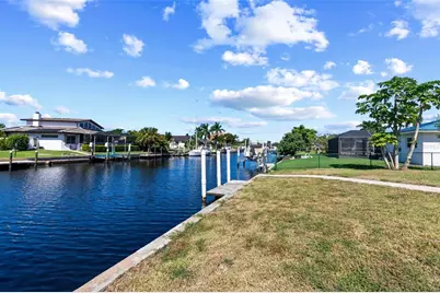 145 Bayshore Court, Punta Gorda, FL 33950 - Photo 2