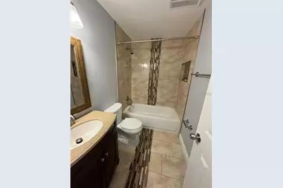 7517 Camarina Calle, Tampa, FL 33615 - Photo 20