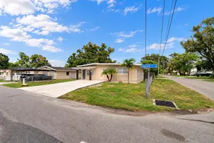 6801 N Clearview Ave, Tampa, FL 33614 - Photo 2