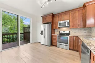 3121 Bayshore Oaks Dr, Tampa, FL 33611 - Photo 12