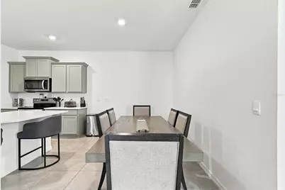 8514 Bold Cypress Lane, Wesley Chapel, FL 33545 - Photo 10