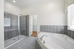 7137 Derwent Glen Cir, Land O Lakes, FL 34637 - Photo 12