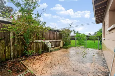 3612 71st Street N, Saint Petersburg, FL 33710 - Photo 14