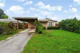 3612 71st St N, Saint Petersburg, FL 33710 - Photo 1
