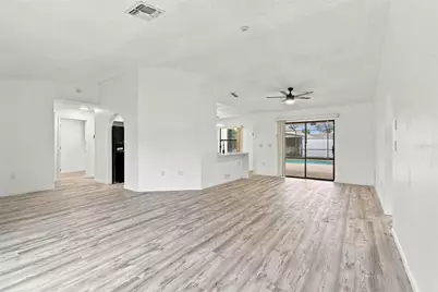 8075 Shalom Drive, Spring Hill, FL 34606 - Photo 6