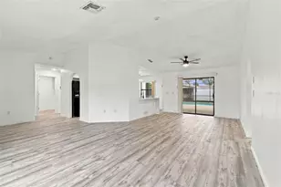 8075 Shalom Dr, Spring Hill, FL 34606 - Photo 6
