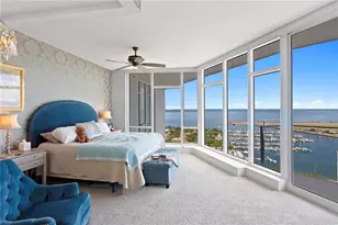 175 1st St S, Saint Petersburg, FL 33701 - Photo 32