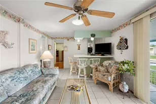 5352 Plant St, Zephyrhills, FL 33542 - Photo 20