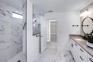 7413 Summer Ct, Sarasota, FL 34231 - Photo 10