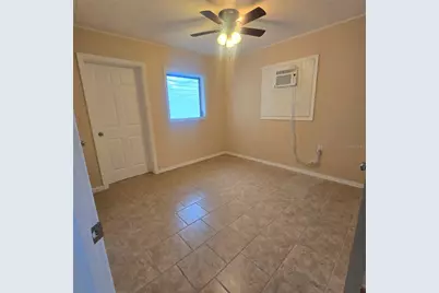 1803 W Granfield Avenue, Plant City, FL 33563 - Photo 10