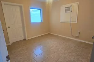1803 W Granfield Ave, Plant City, FL 33563 - Photo 10