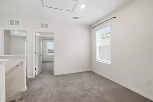 5674 Banbury Rdg Run, Wesley Chapel, FL 33545 - Photo 20