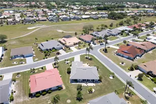 1839 Wolf Laurel Dr, Sun City Center, FL 33573 - Photo 38