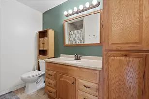 37235 Hannah Ln, Zephyrhills, FL 33542 - Photo 12