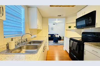 4368 Aqua Vista Drive #8D, Orlando, FL 32839 - Photo 12