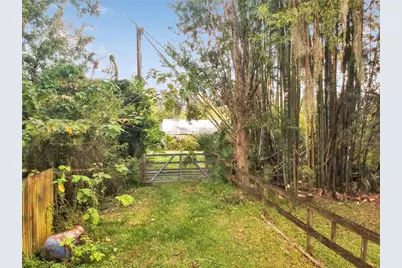 200 W English Street, Plant City, FL 33563 - Photo 1