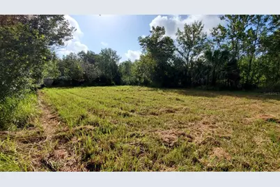 200 W English Street, Plant City, FL 33563 - Photo 14