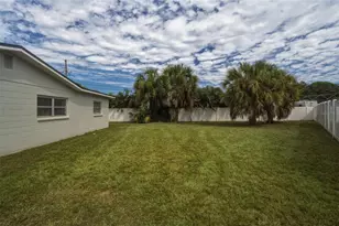 5915 35th Ave N, Saint Petersburg, FL 33710 - Photo 48
