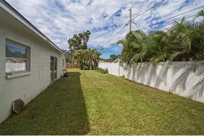 5915 35th Avenue N, Saint Petersburg, FL 33710 - Photo 46