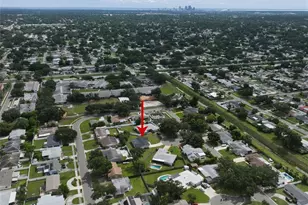 5915 35th Ave N, Saint Petersburg, FL 33710 - Photo 56