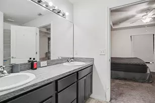 203 Maple St E, Davenport, FL 33837 - Photo 12