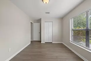 1219 Mohrlake Dr, Brandon, FL 33511 - Photo 26