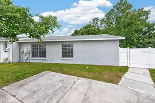 1219 Mohrlake Dr, Brandon, FL 33511 - Photo 1