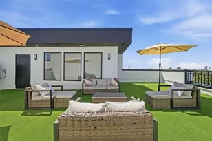 2114 4th St S, Saint Petersburg, FL 33705 - Photo 54