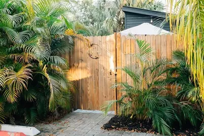 2705 N Oakdale Avenue #B, Tampa, FL 33602 - Photo 8