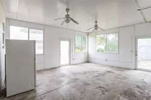 2930 29th St N, Saint Petersburg, FL 33713 - Photo 30