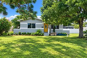 2930 29th St N, Saint Petersburg, FL 33713 - Photo 2