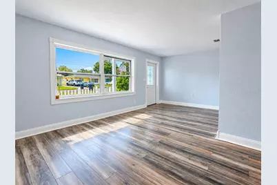 5393 16th Avenue N, Saint Petersburg, FL 33710 - Photo 8