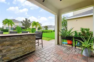 6118 Voyagers Pl, Apollo Beach, FL 33572 - Photo 2