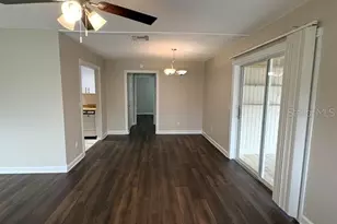301 Friar Ct, Sun City Center, FL 33573 - Photo 10