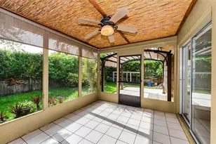 1529 E Dorchester Dr, Palm Harbor, FL 34684 - Photo 10