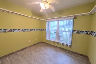 902 Greenbelt Cir, Brandon, FL 33510 - Photo 12