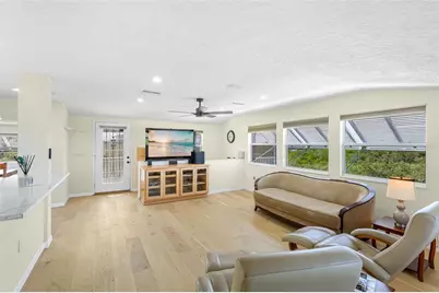 707 40th Street W, Palmetto, FL 34221 - Photo 4