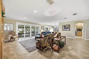 17501 Lakeshore Rd, Lutz, FL 33558 - Photo 12