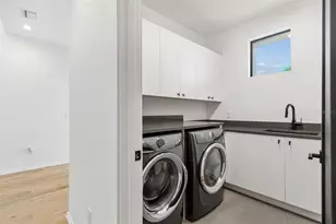 94 W Davis Blvd, Tampa, FL 33606 - Photo 52