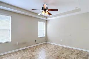 7885 Tuscany Woods Dr, Tampa, FL 33647 - Photo 22