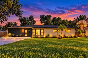 2003 75th Way N, Saint Petersburg, FL 33710 - Photo 1