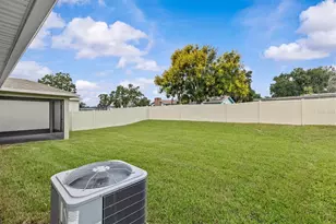 9972 Mesic Woods Ave, Seffner, FL 33584 - Photo 2