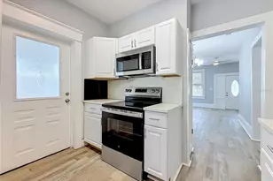 509 27th Ave S, Saint Petersburg, FL 33705 - Photo 8